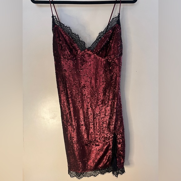Motel Urban Outfitters Red Sequin with Lace Slip Dress Medium - Picture 5 of 8
